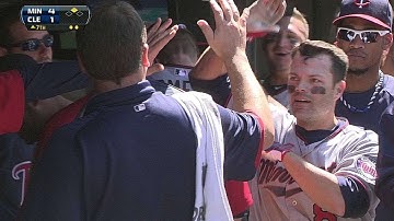 MIN@CLE: Mauer goes the opposite way for RBI double