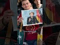 Angela Merkel recibe histórico reconocimiento europeo