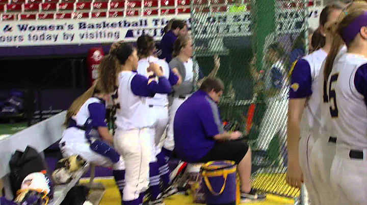 BLUE7266 01Evansville vs. UNI Softball - March 29,...