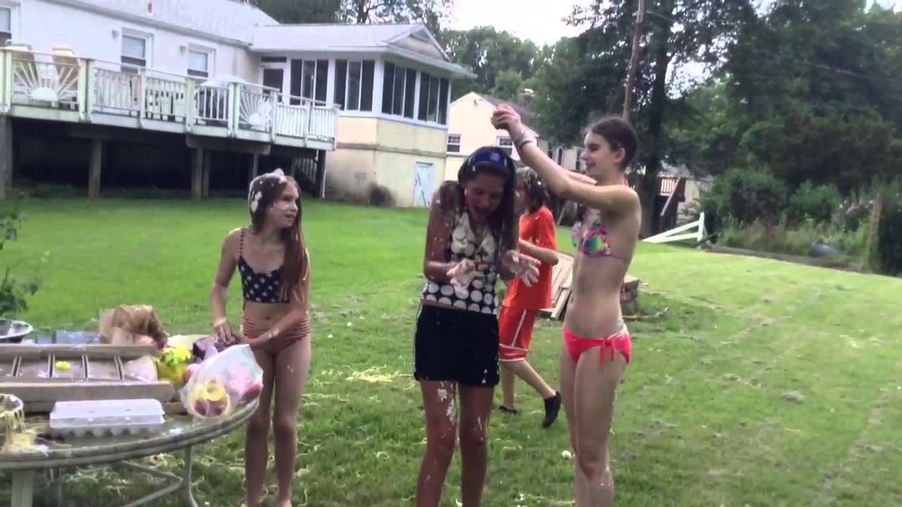 Food Fight!! - YouTube