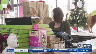 Topeka store doesn't expect many day-after Christmas returns