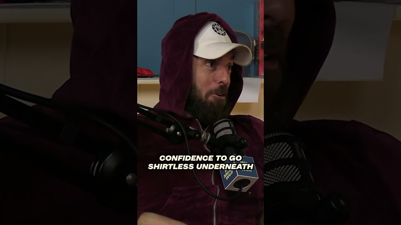 We think it's time to bring sexy back with these velour tracksuits! 