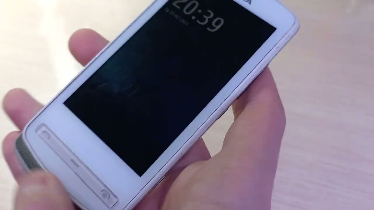 Ретро обзор NOKIA 700 (RM-670)