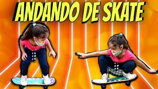 Brincando Na Praça Sozinha Andando De Skate E Patinete Maria Fernanda Souza