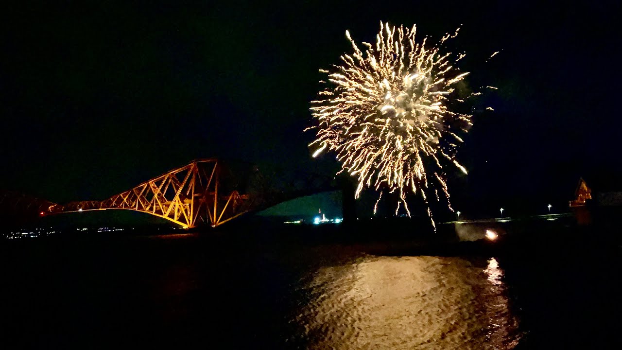 Christmas in Queensferry Firework display YouTube