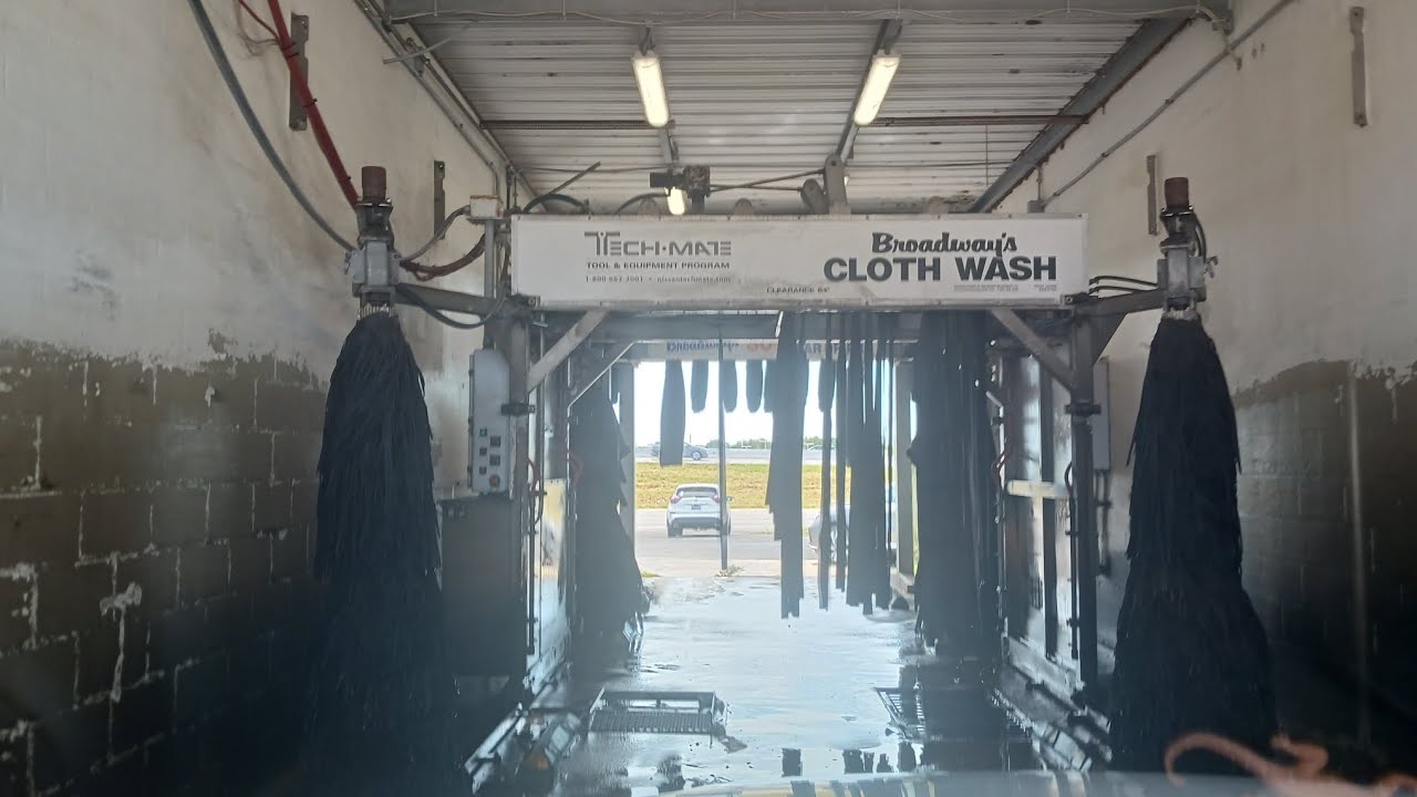 BroadWay's All Cloth Car Wash At Garlyn Shelton Nissan In Temple Texas ...