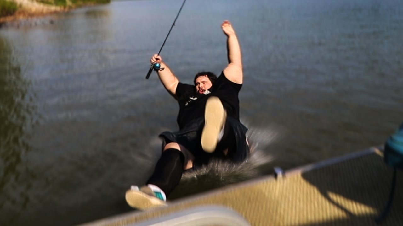 When Your Fat Friend Goes FIshing YouTube when-your-fat-friend-goes-fishing-youtube