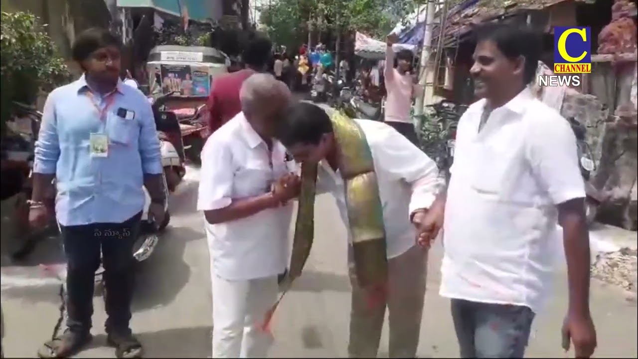 ysrcp rjy parliament incharge dr guduri srinivas in venkateswara matam jatara