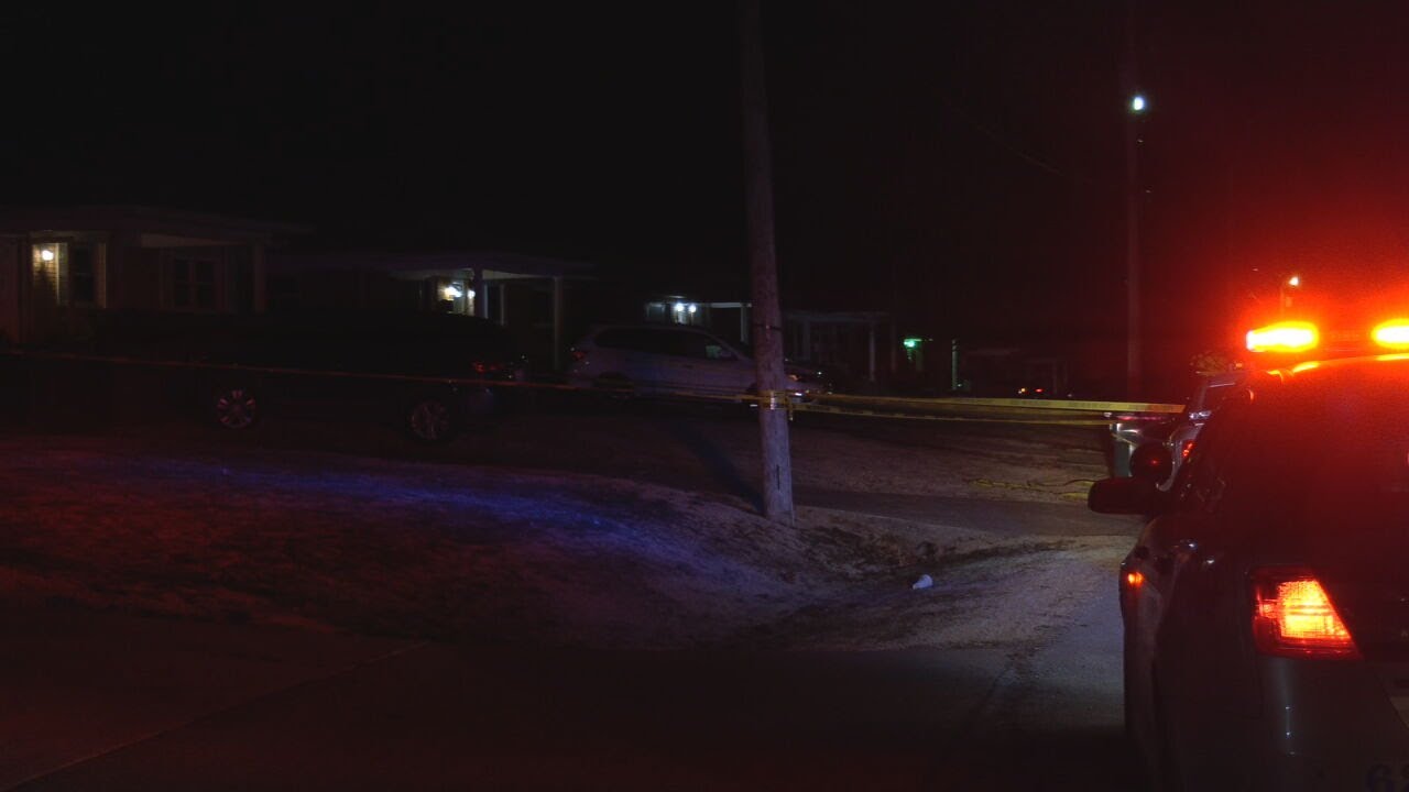 LMPD searching for suspects after fatal shooting in PRP - YouTube