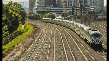 ᴴᴰ Trains in Downtown Toronto compilation (GO Transit, VIA Rail, UP Express) - 8/28 & 8/29/2025