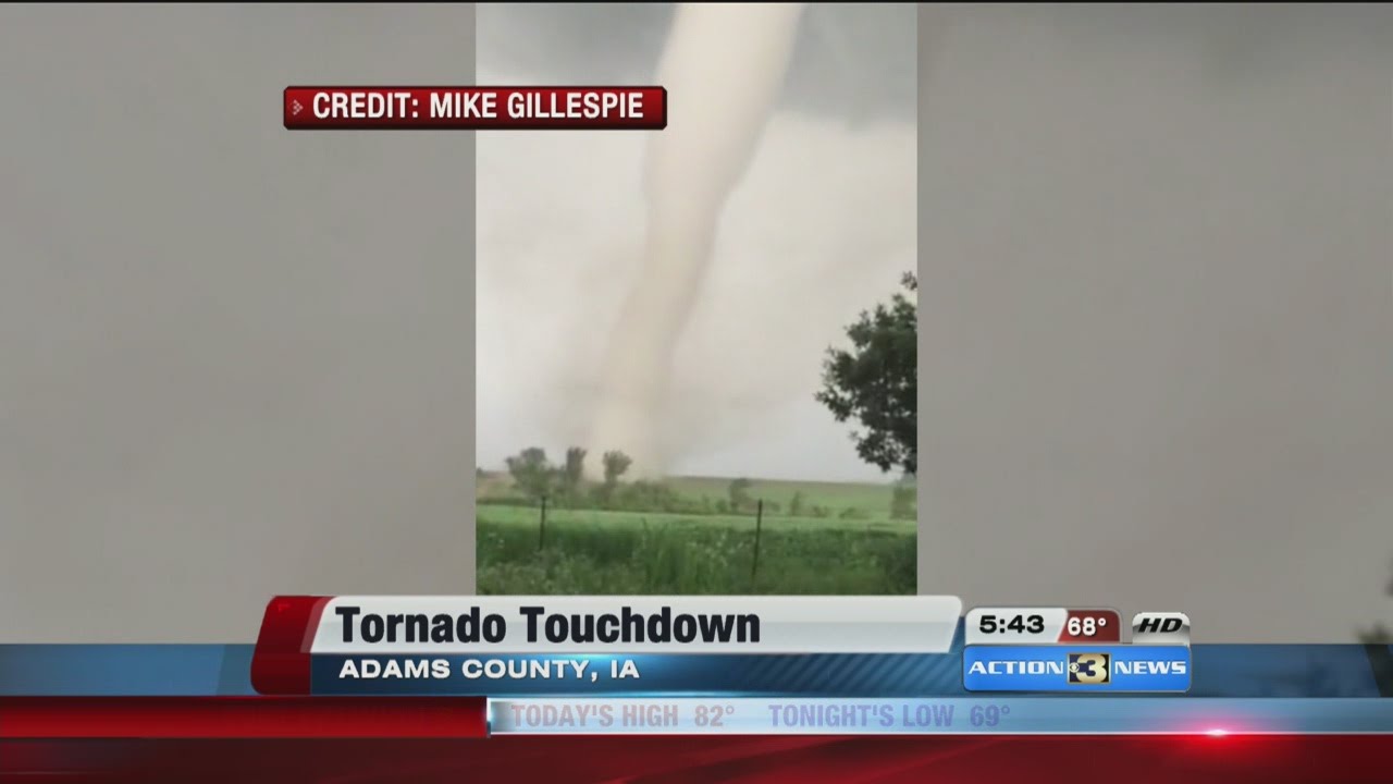WATCH: Tornado touchdown in Adams, County Iowa - YouTube