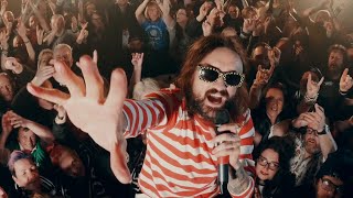 Video thumbnail of "Massive Wagons - In It Together (Official Video)"