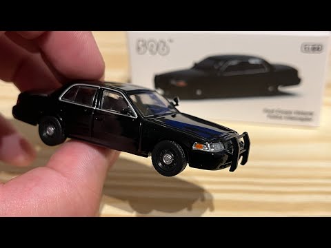 596 Unmarked Ford Crown Victoria Police Interceptor 1/64 scale