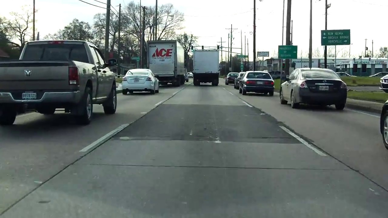 Evangeline Thruway (US 90/US 167) south/eastbound YouTube