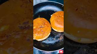 #shorts ♥️ Street-style Tawa Burger🍔 #ytshorts #athome #trending #easyrecipe #food #recipe #burger