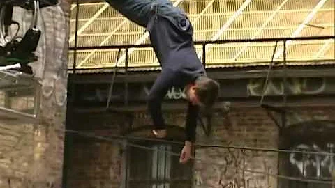 Did Tobey Maguire have a stunt double for Spiderman?