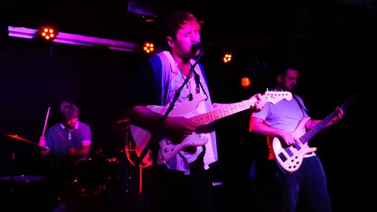 Brad Hunter and The Afterparty- Dopamine (Live)- Alberts Shed, Shrewsbury