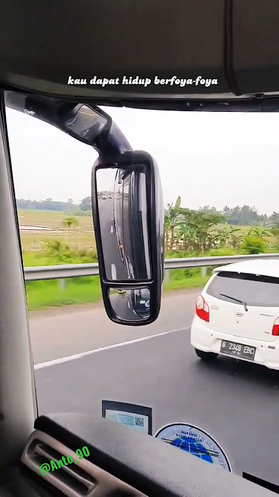 Full Kiri STJ tol trans Jawa. #Busmania# #BusComunity# #Setatus wa 30 detik# #Short#