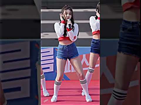 Nancy momoland boom