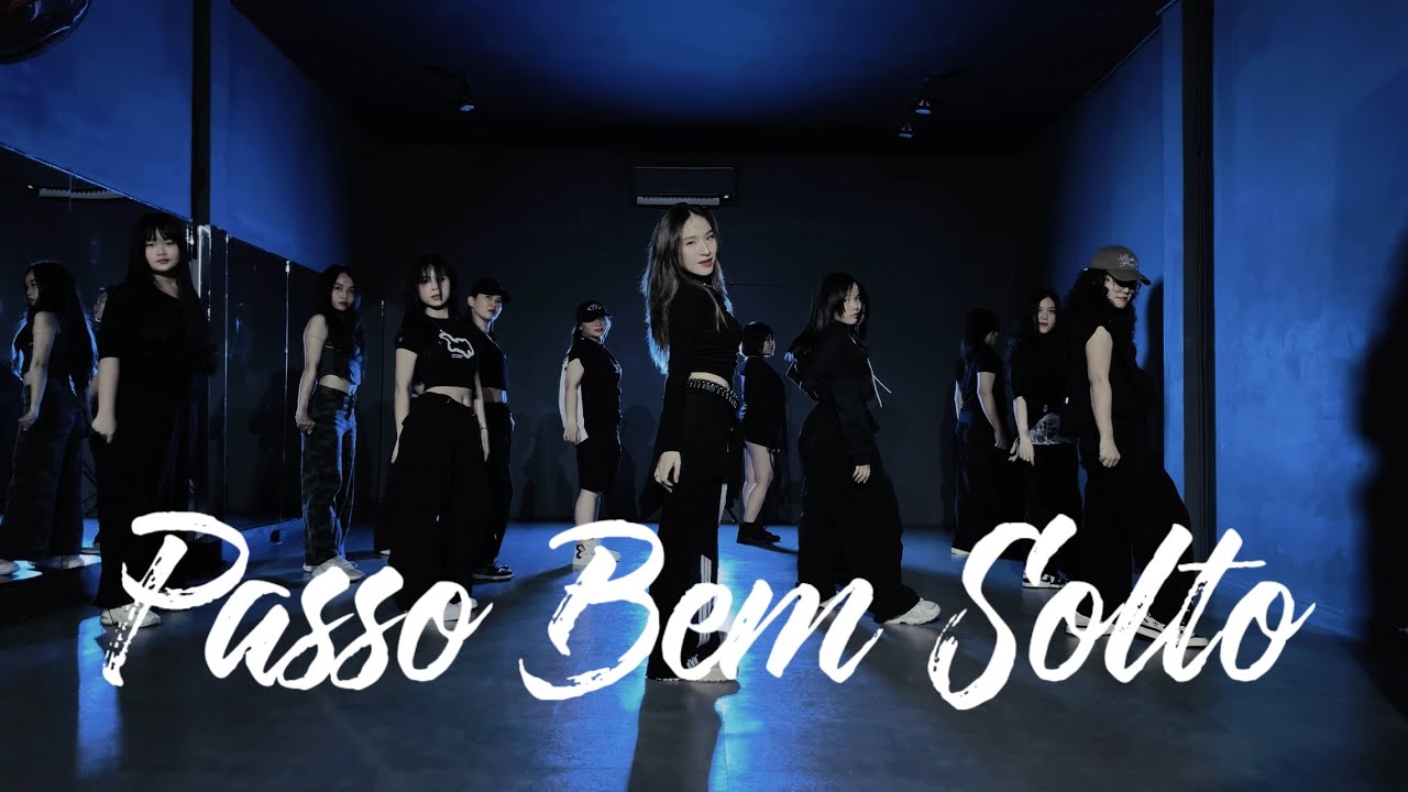 ATLXS - PASSO BEM SOLTO || Dance cover by SUE #bobodancestudio [Douyin ...