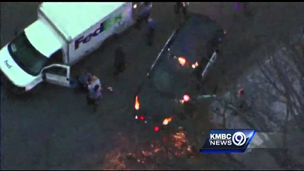 Police arrest driver after chase in FedEx truck - YouTube