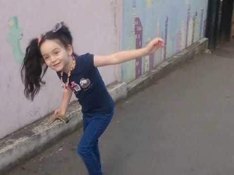 თინას მოკროფოანი