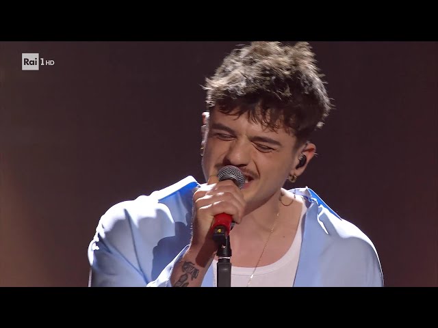 Olly - Ballorda Nostalgia {SANREMO 2025} Live Audio - Photo/Video Show
