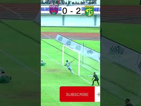 Gol Persita vs Persebaya Liga 1 Indonesia