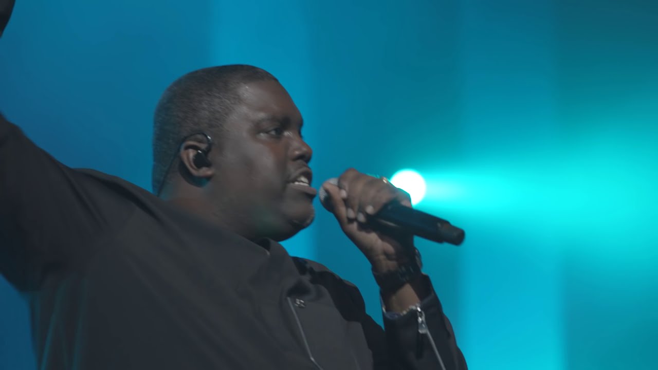 Download The Cry - William McDowell (Official Live Video)