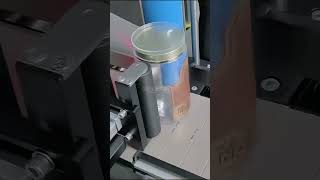 Fully Automatic Round Bottle Clamping Labeling Machine#labelingmachine #labeler #bottlelabelling