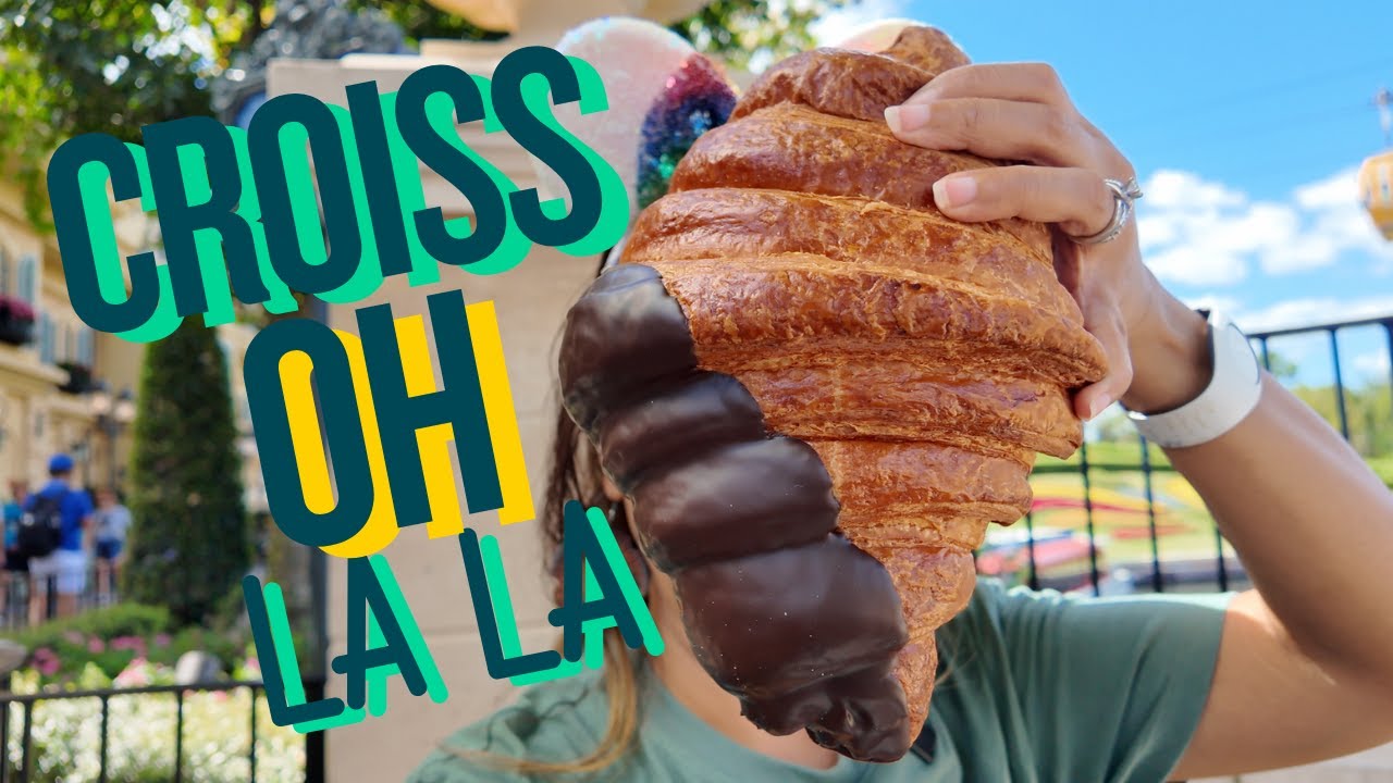 NEW Giant Croissant | Disney World Morning Vlog: Coffee, Breakfast & Magic at EPCOT France!