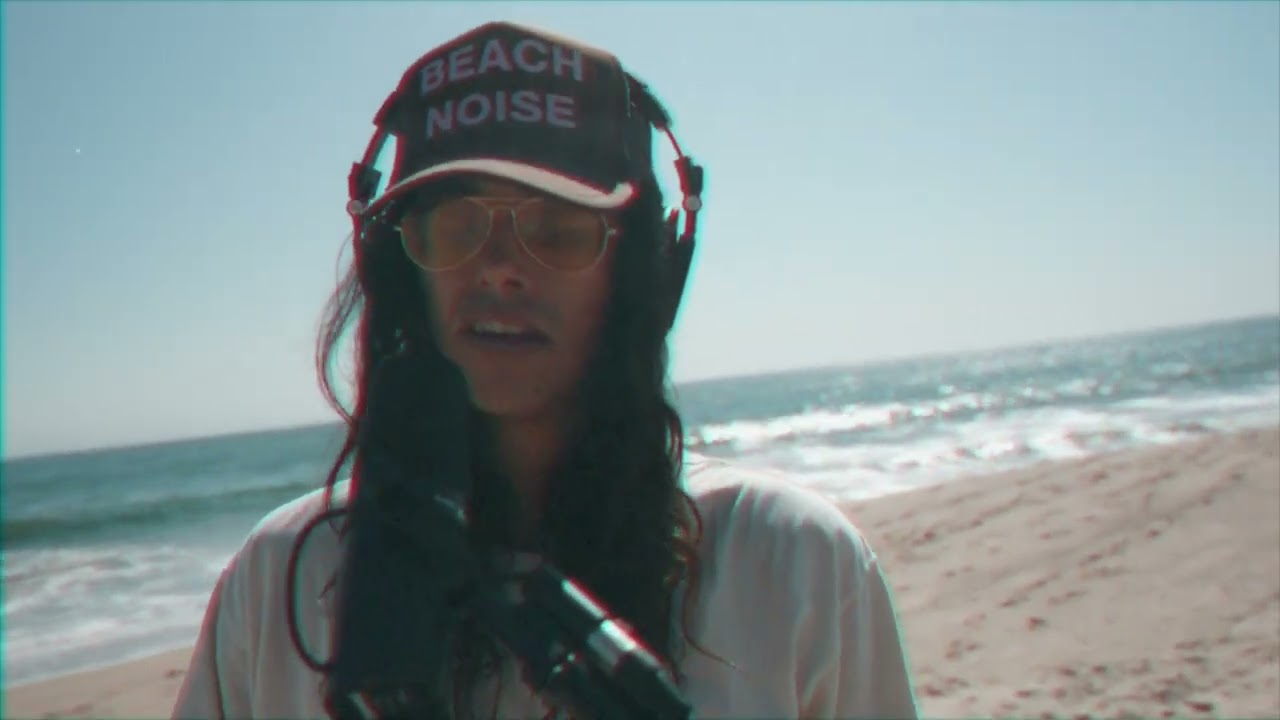 Jon Wiilde - Beach (On a Beach) Live Performance