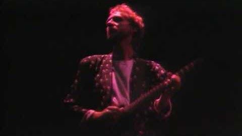 Genesis - Throwing It All Away (Invisible Touch Tour)