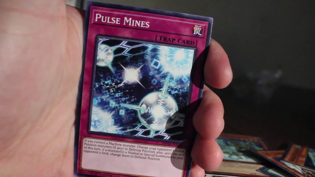 Opening THE WORST Yu-Gi-Oh MEGA Tin