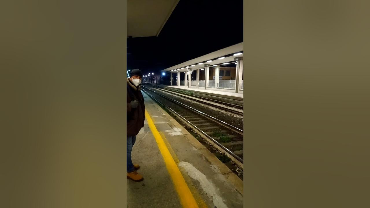 Stazione di San Benedetto del Tronto.....(1)