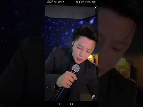 无声仿有声~來自中国抖音网络歌手"陆麒"翻唱 **原唱者 "谢霆琒"