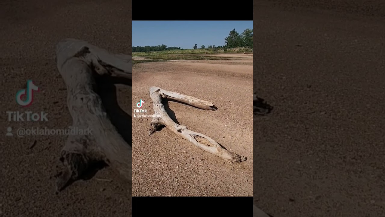 Mudlarking oklahoma  for stone tools  and native artifacts sand lark video soon