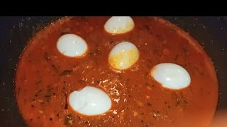 Egg And Soya Chunks gravy