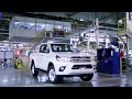 TOYOTA: Visitas a la fábrica y donaciones de motores para escuelas.