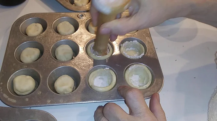 Using a Tart Tamper