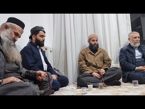 تلاوة مجودة بصوت للقارئ ادريس الكردي بحضور الشيخ عادل عزت و الشيخ محمد فائق والشيخ كاروان وشيخ خالد