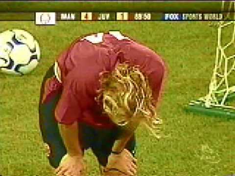 biggest goal missed eveer seen (forlans-man utd)