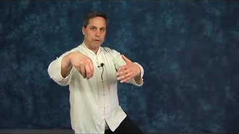 Tai Chi Movements : Tai Chi: Single Whip Movement