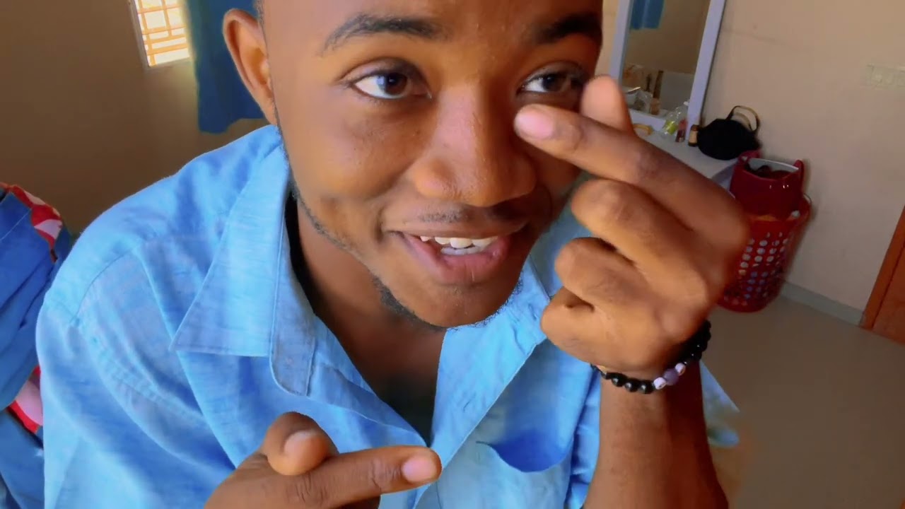 Elsa di Kervens li gen sida Kervens we kamere li (prank) Elsa zen pete