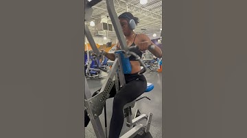 Seated Row Machine