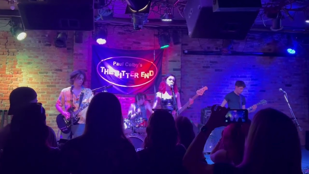 "Paradise" by Wasted Potential - Original music performed by the band at The Bitter End in NYC auf YouTube ansehen "Paradise" by Wasted Potential - Original music performed by the band at The Bitter End in NYC auf YouTube ansehen