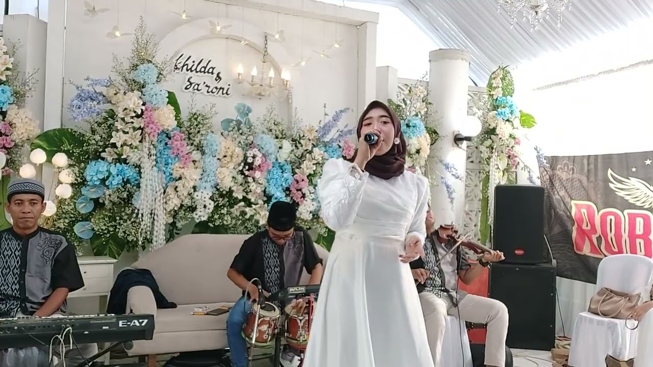 SAJADAH MERAH//NURMEGA //ROBUSTA RELIGI