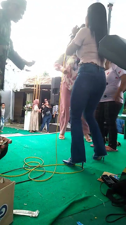 biduan semok enak dilihat goyangan ya