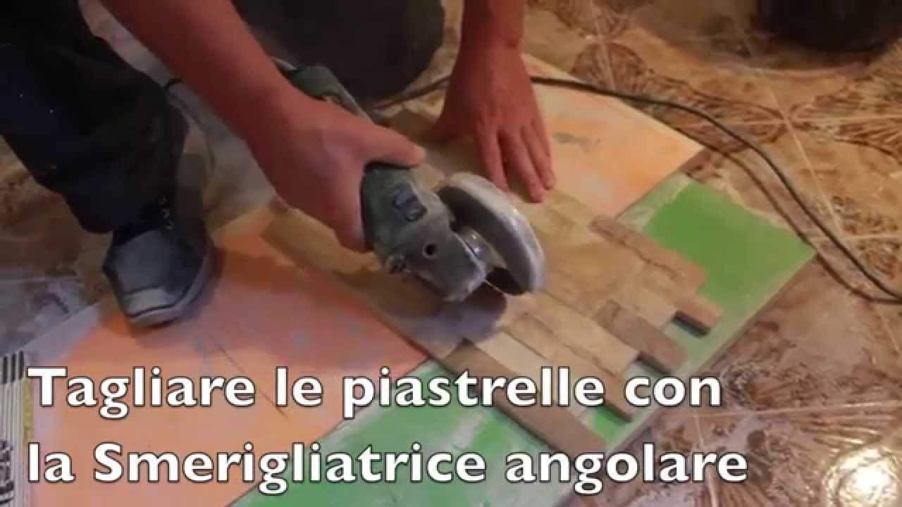 Come rimodernare parete con piastrelle fai da te youtube Come piastrellare una parete