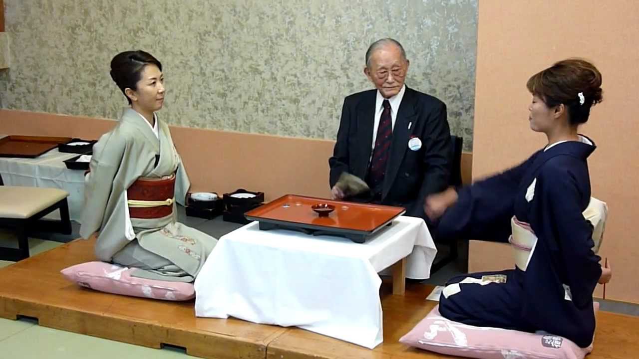 土佐の箸拳（はしけん）東西横綱対決